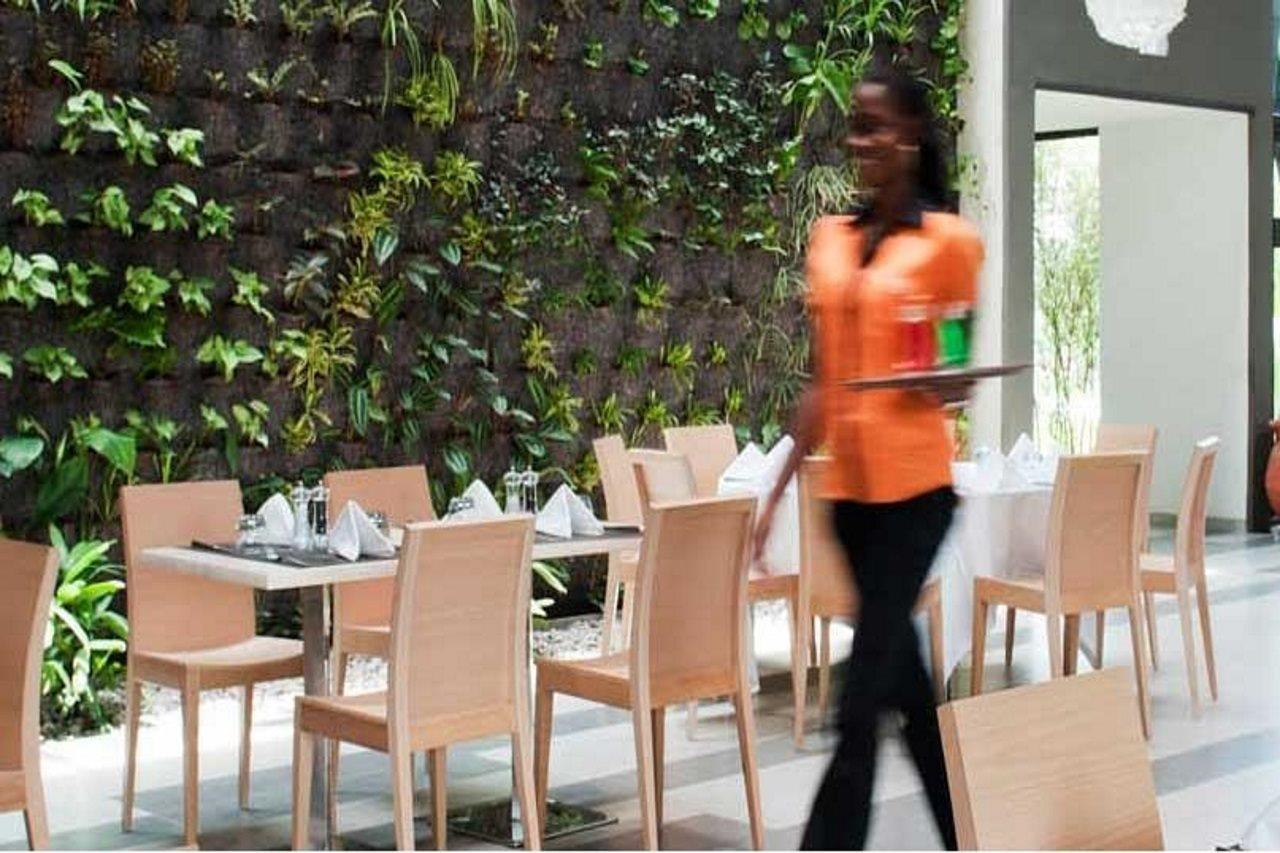 Onomo Hotel Abidjan Exterior foto
